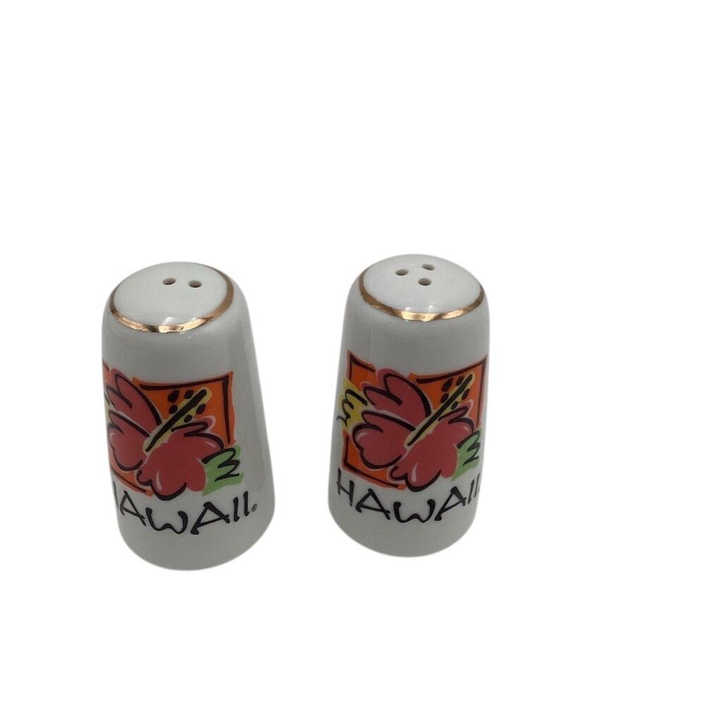 Hawaii Hibiscus Souvenir Salt & Pepper Shakers Set White‎ Gold Trim Vintage